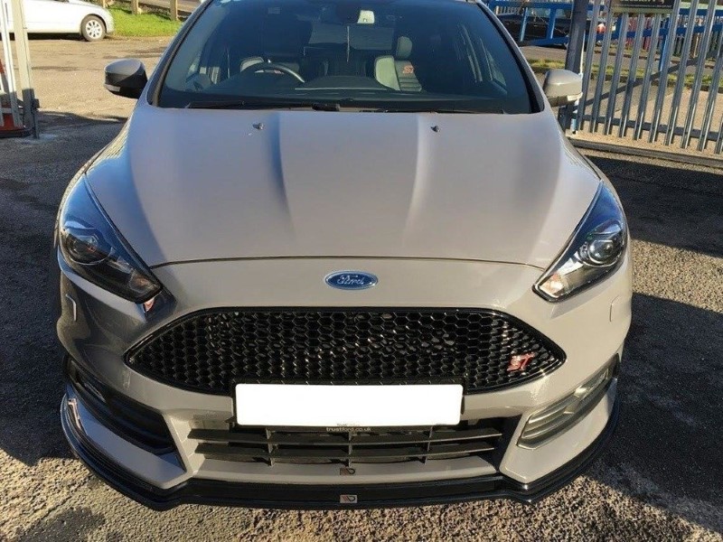 Voorspoiler Ford Focus ST Mk3 FL V.3 Glanzend Zwart