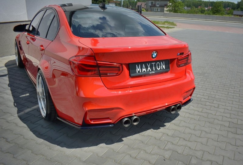 Voorspoiler V.1 BMW M3 F80 Glanzend Zwart