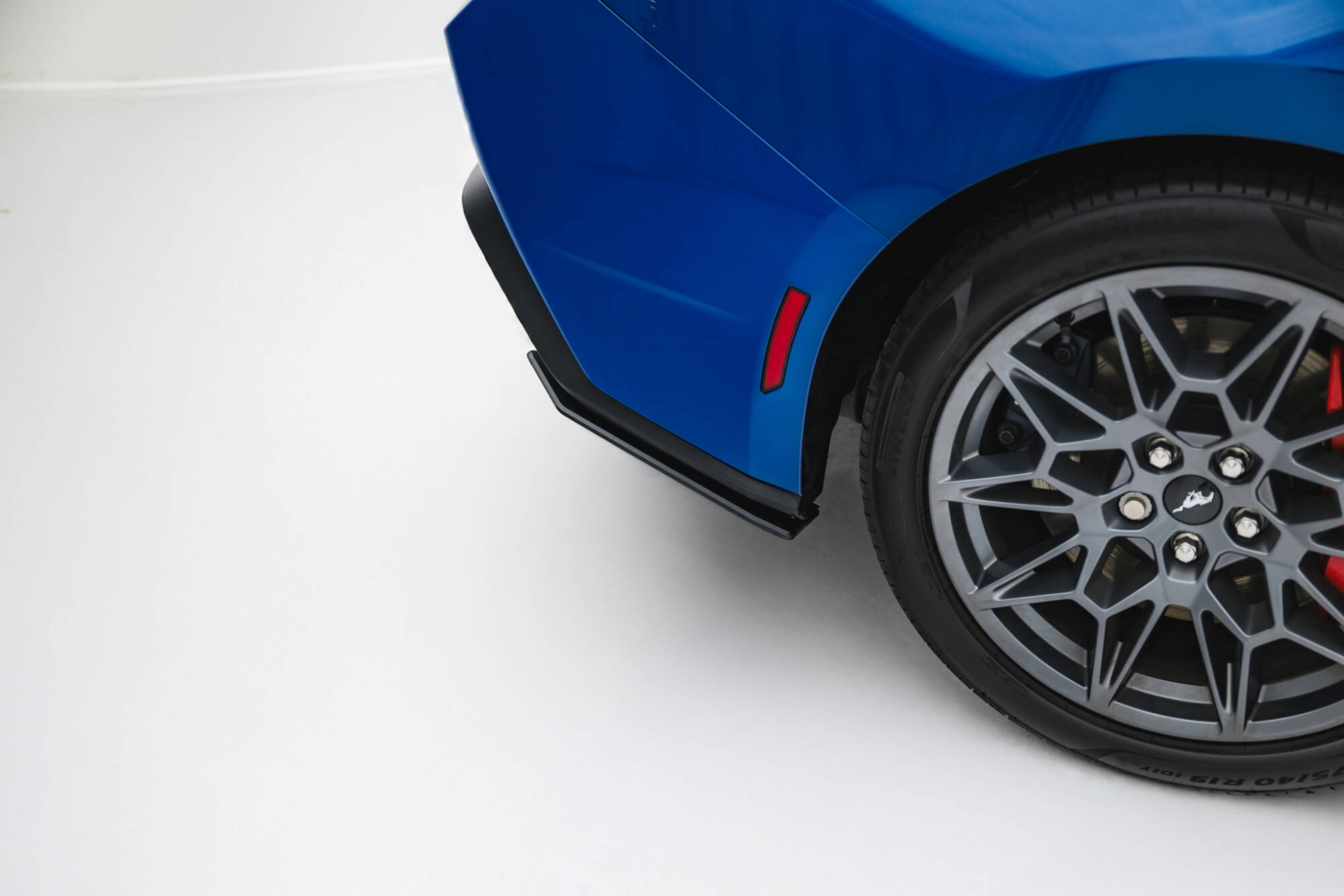 Street Pro Achterzij Spoilers Ford Mustang GT MK7 Maxton Glanzend zwart
