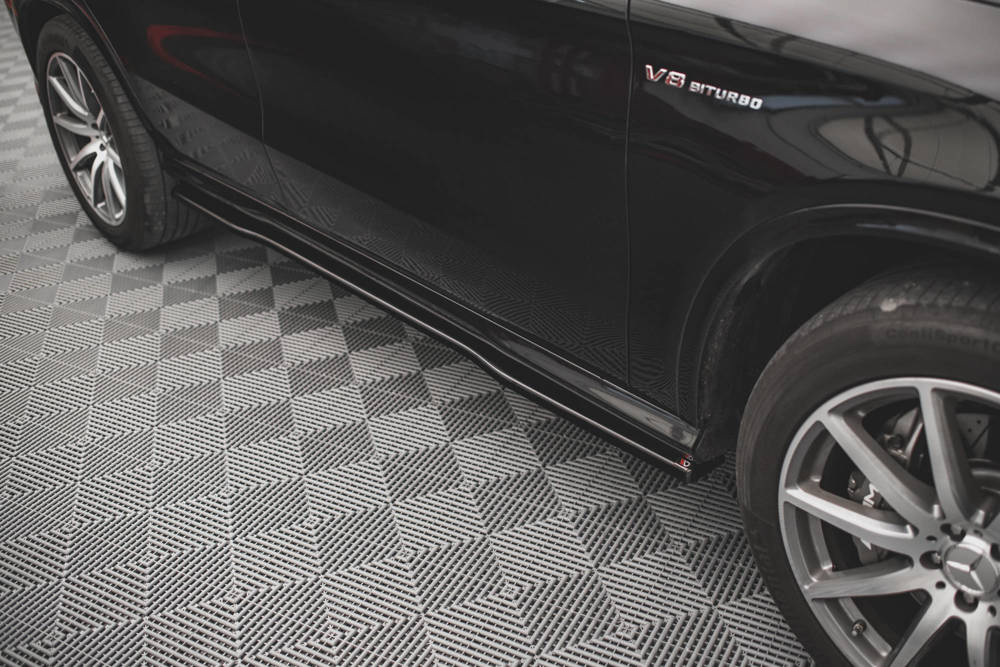 Zijskirts Mercedes GLE 63 AMG Maxton Design glans zwart