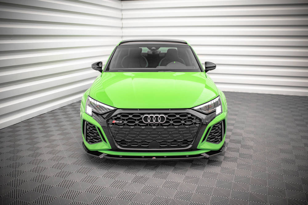 Voorspoiler V.1 Audi RS3 8Y Maxton Glans Zwart
