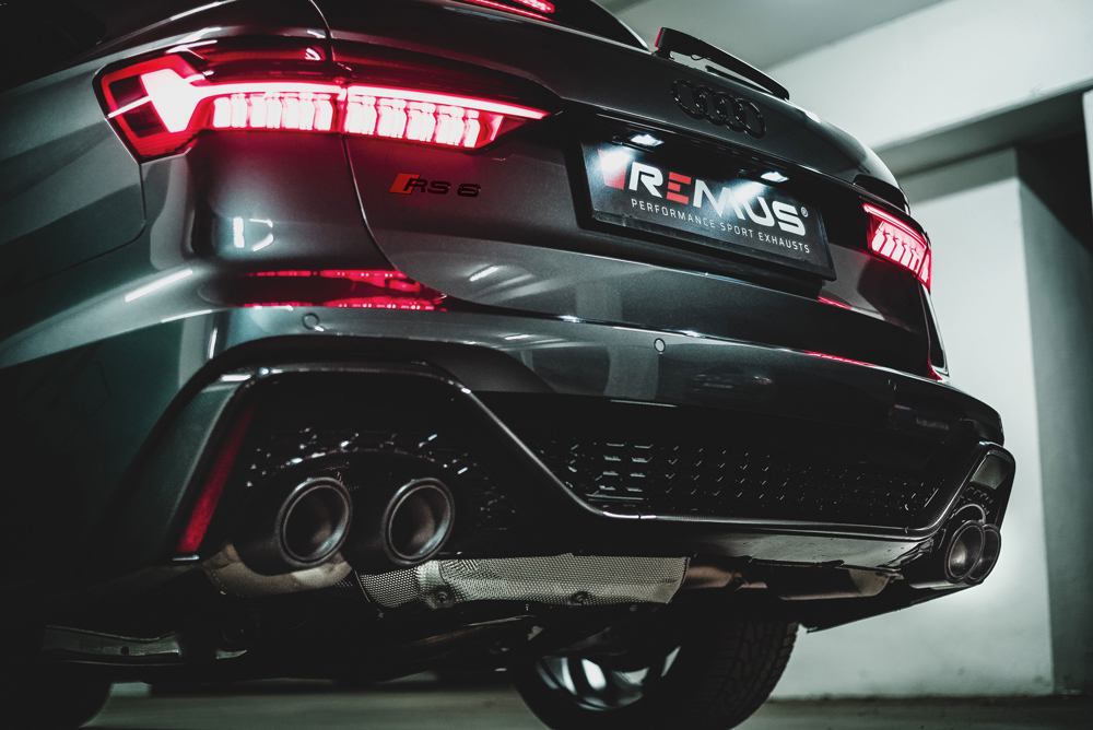 Akrapovič AUDI RS6 C8 Exhaust System Evolution Line (titanium) OPF/GPF 2020