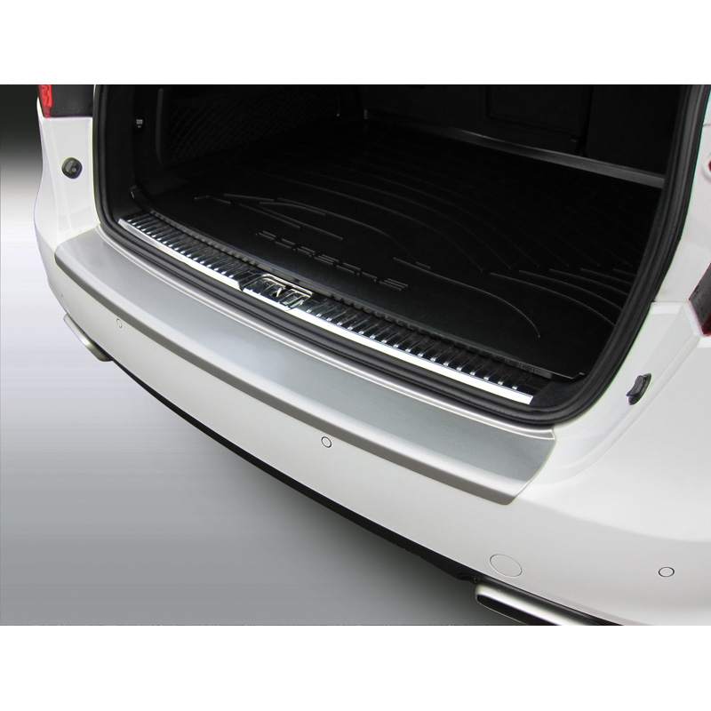 ABS Achterbumper beschermlijst  Porsche Cayenne 2010-2014 'Ribbed' 'Brushed Alu' Look