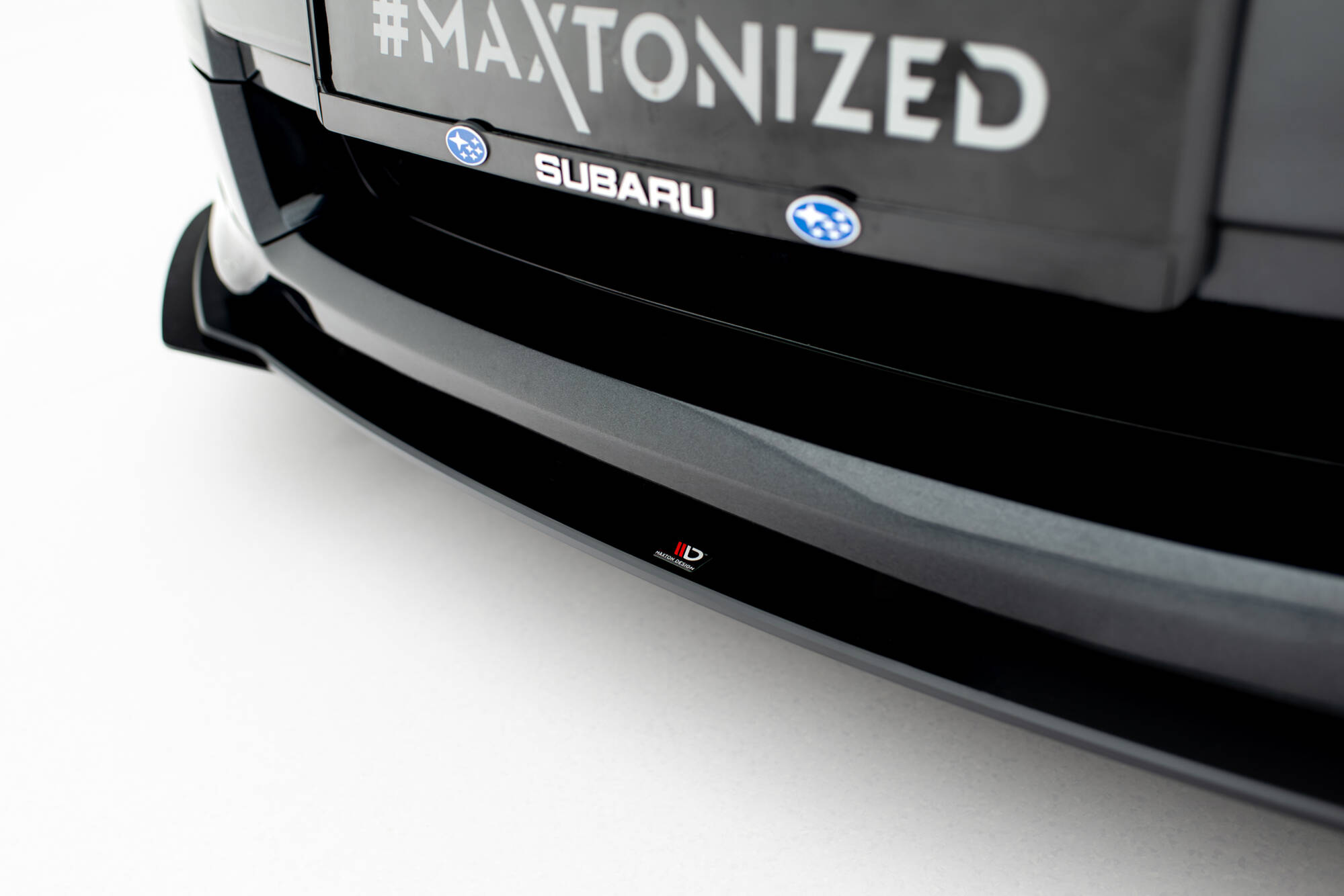 Street Pro Voorspoiler + Flaps Subaru Impreza WRX STI MK3 Facelift Maxton Glanzend zwart