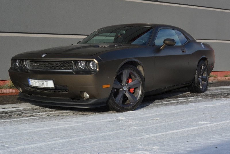 Voorspoiler Dodge Challenger MK3. Phase-I SRT8 Coupe Glanzend Zwart