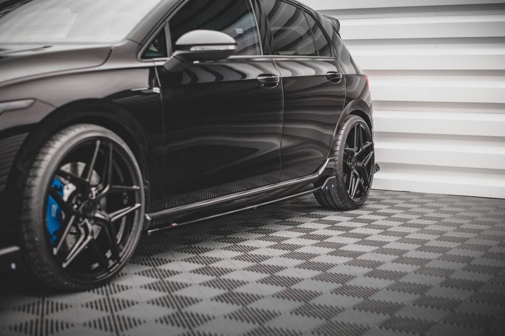 Zijskirts V.2 met Canards Volkswagen Golf 8 R Maxton Glans Zwart