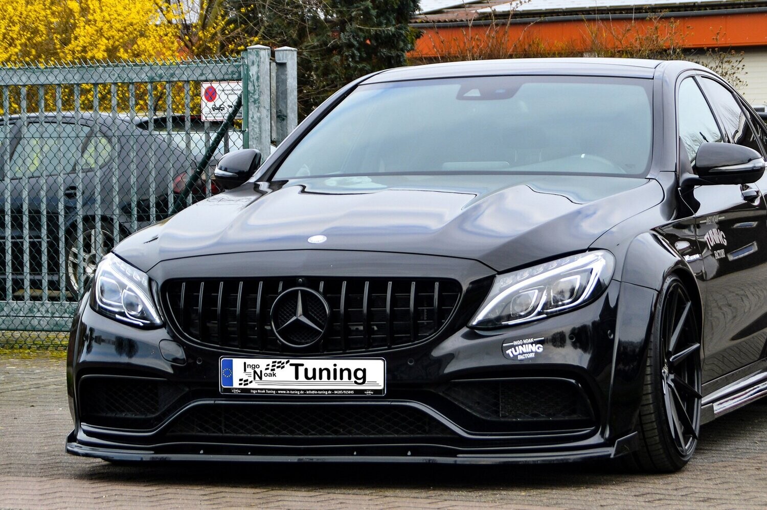 Voorspoilerlip met vleugel Mercedes C-Klasse C63AMG W205/C205/A205/S205