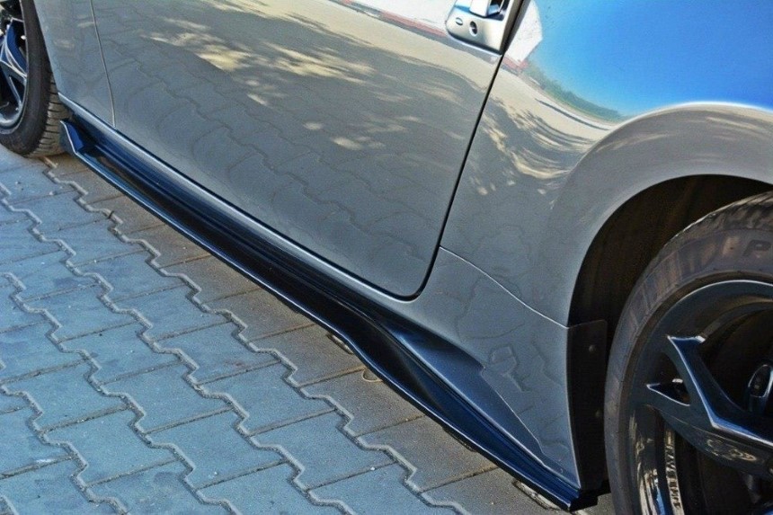 Zijskirts Nissan 370Z Maxton Design glans zwart