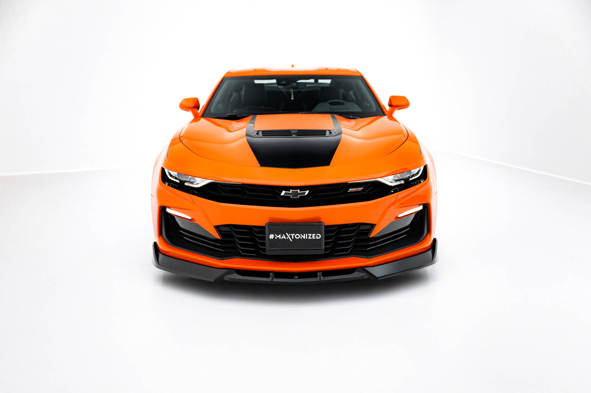 Voorspoiler V.2 Chevrolet Camaro SS MK6 Facelift Maxton Glanzend zwart