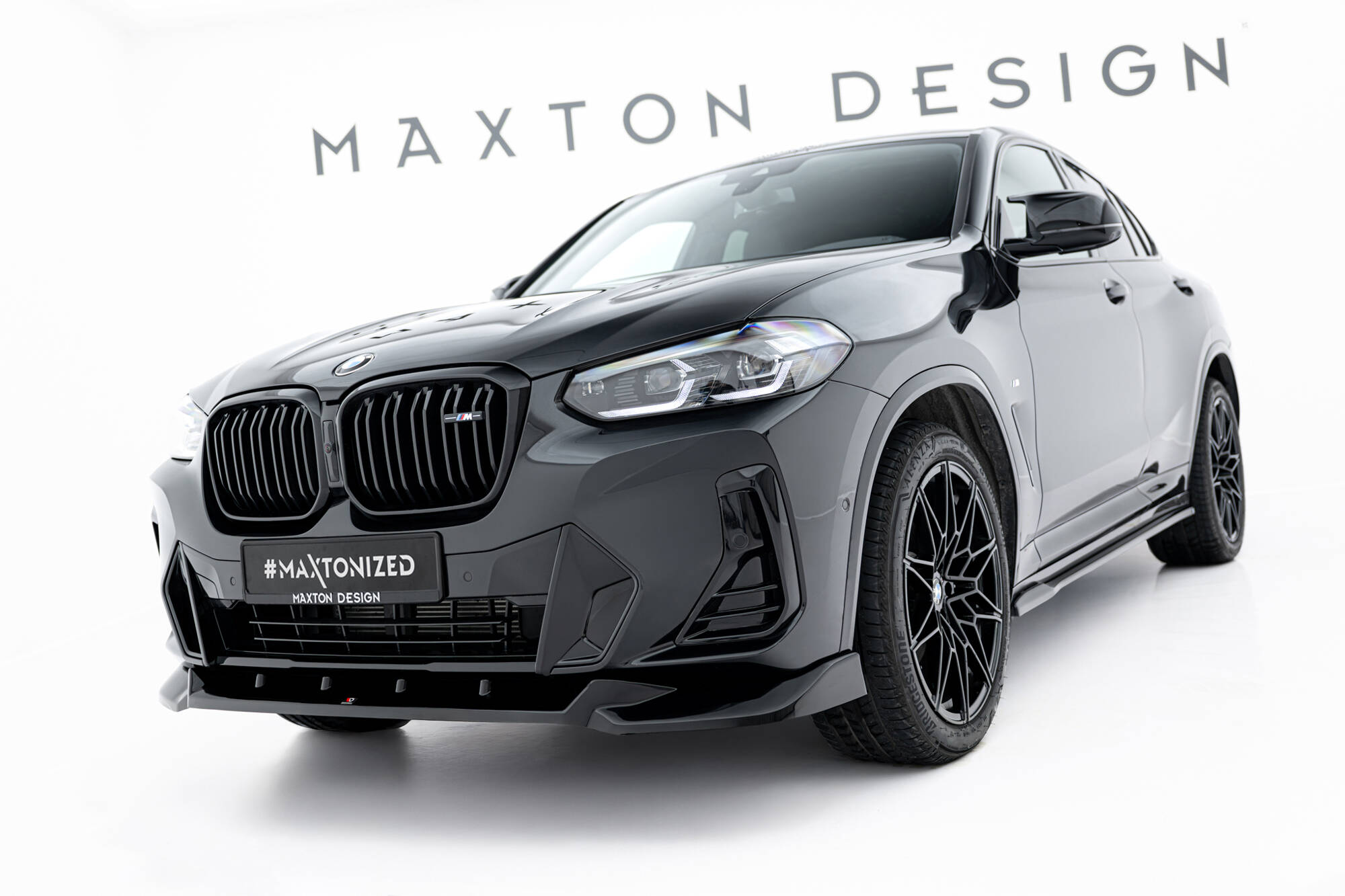 Bodykit BMW X4 M-Pack G02 Facelift Maxton Glanzend zwart