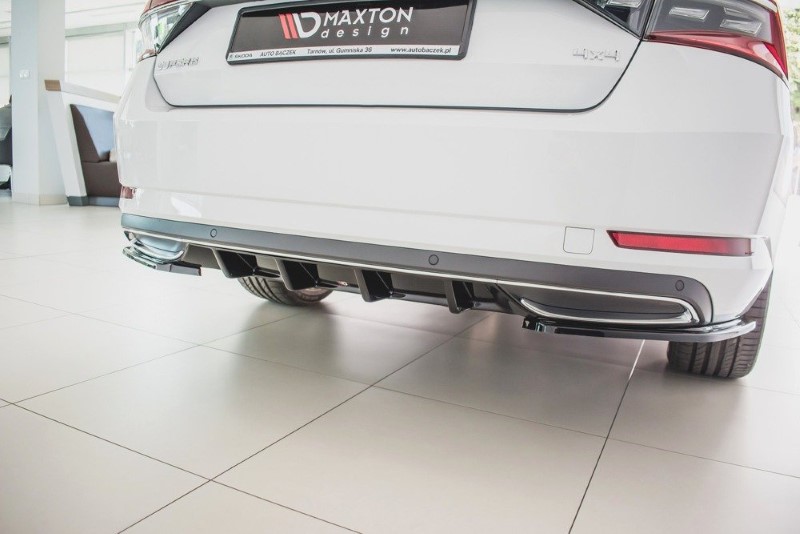 Diffuser Skoda Superb 3 FL Maxton Design glans zwart
