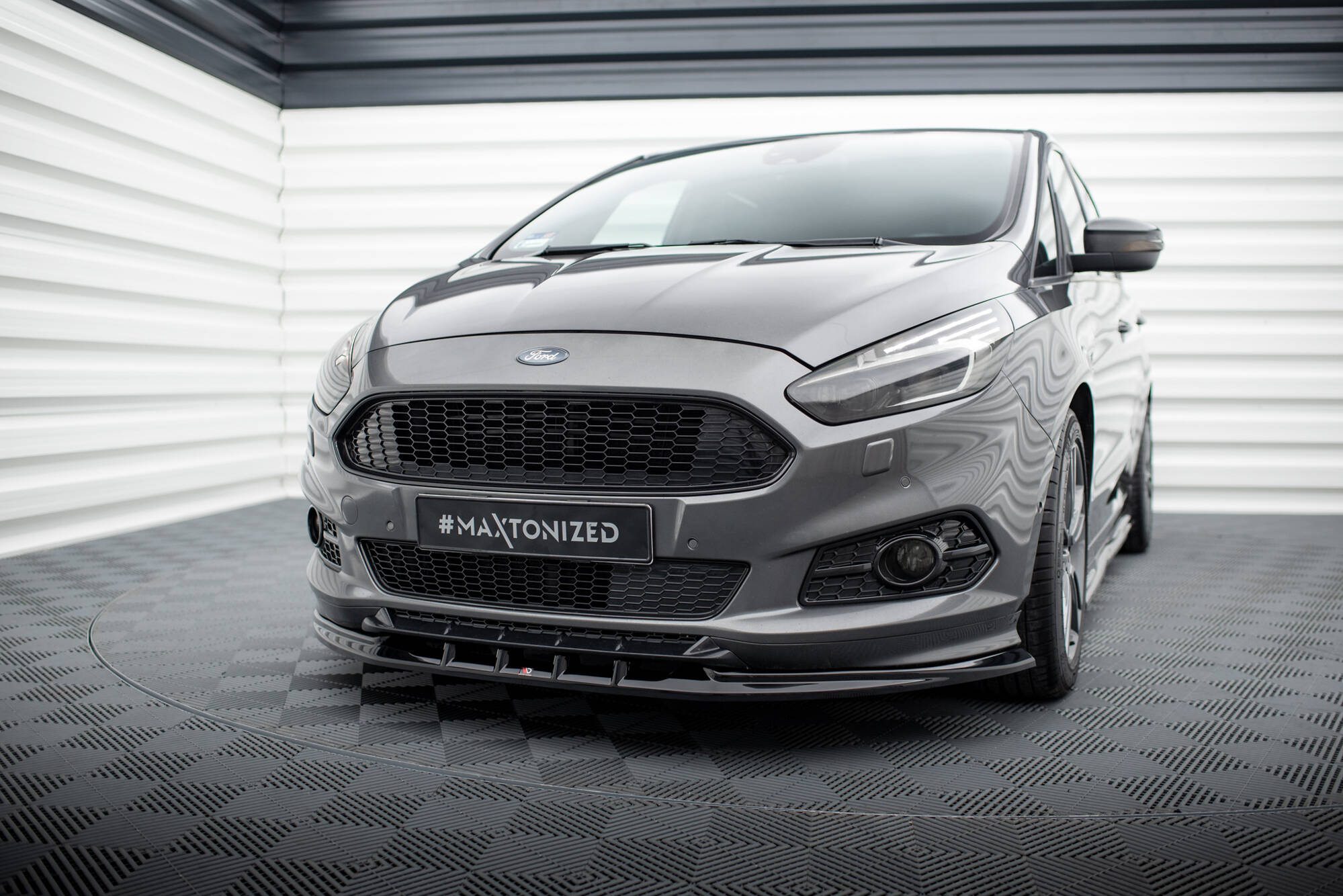 Bodykit Ford S-Max ST-Line MK2 Maxton Glanzend zwart