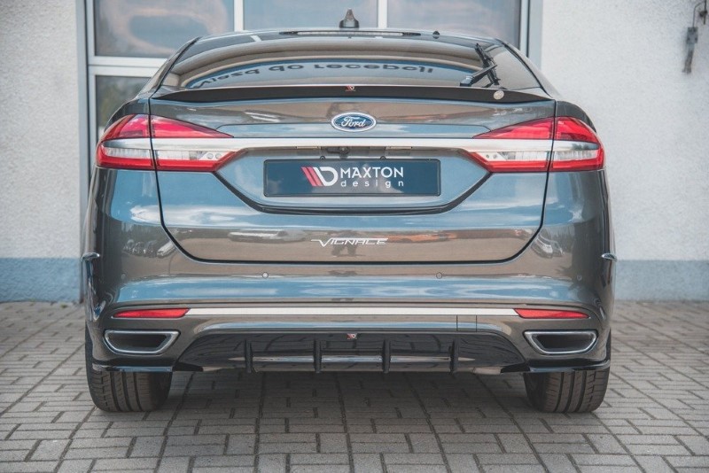 Spoilerkap Ford Mondeo Liftback Mk5 Facelift Glanzend Zwart Maxton