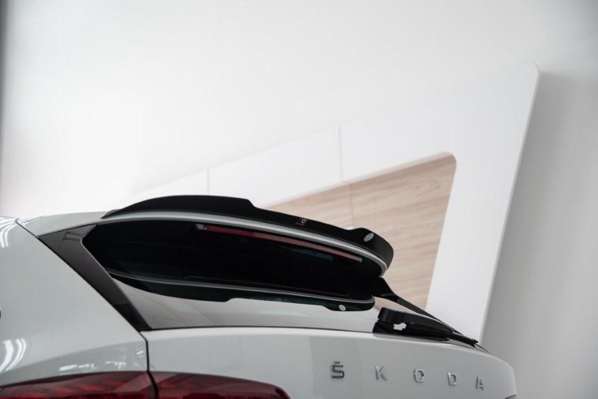 Spoiler cap Skoda Octavia 4 Maxton Design glans zwart