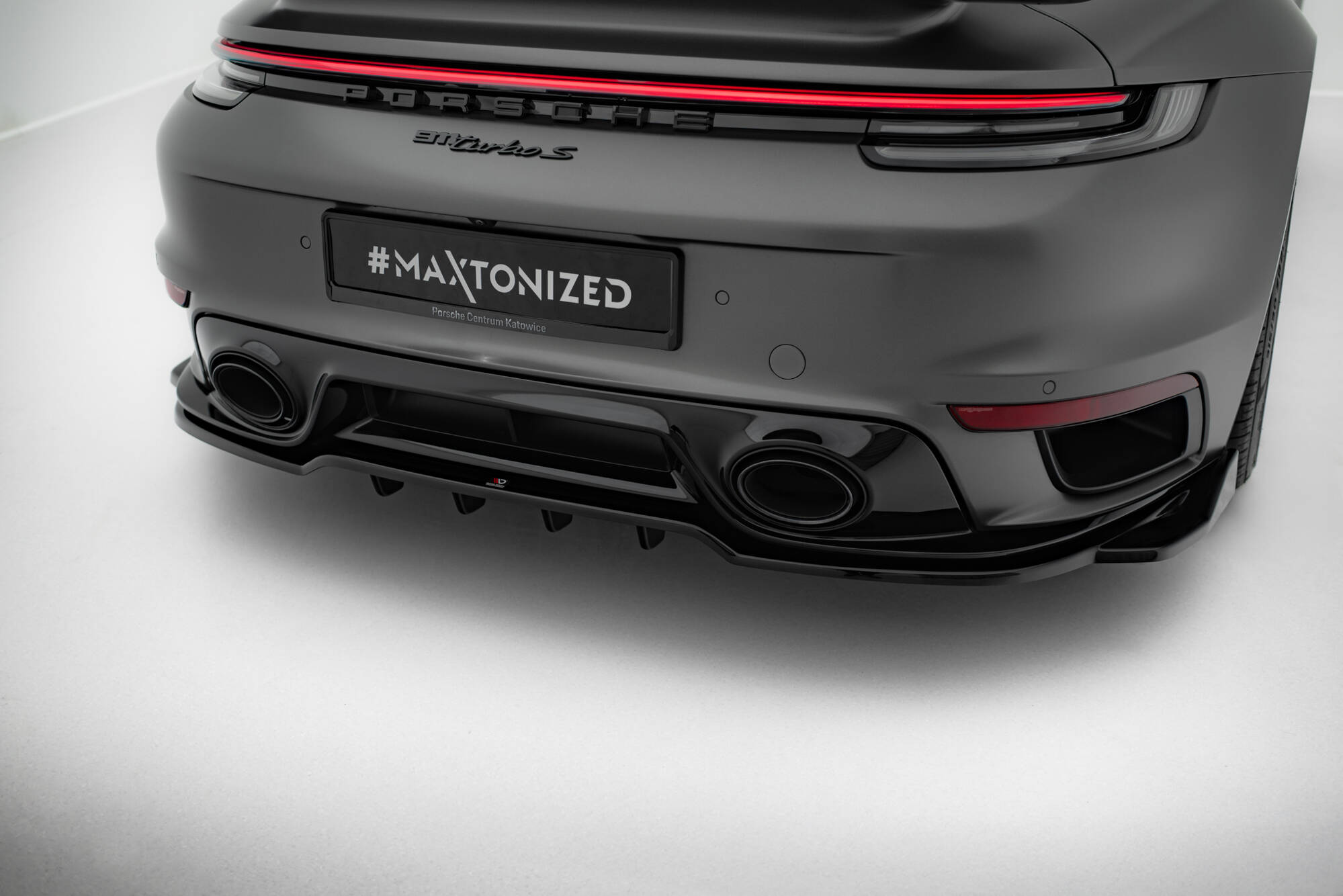 Achter Diffuser Porsche 911 Turbo S Sport Package 992 Maxton Glanzend zwart