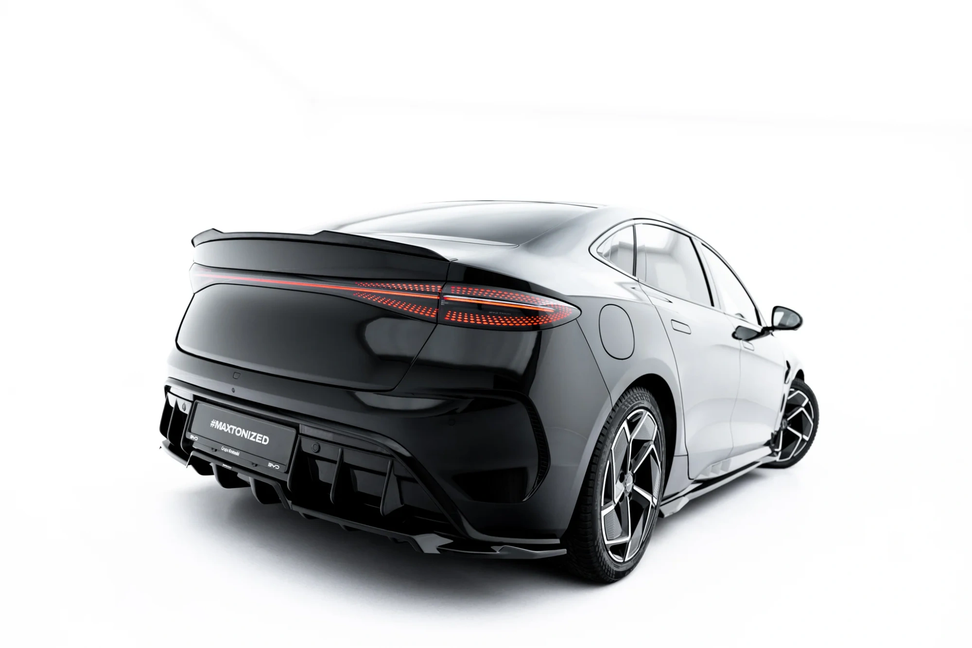 Diffuser BYD Seal Mk1 – Maxton Design Glans Zwart