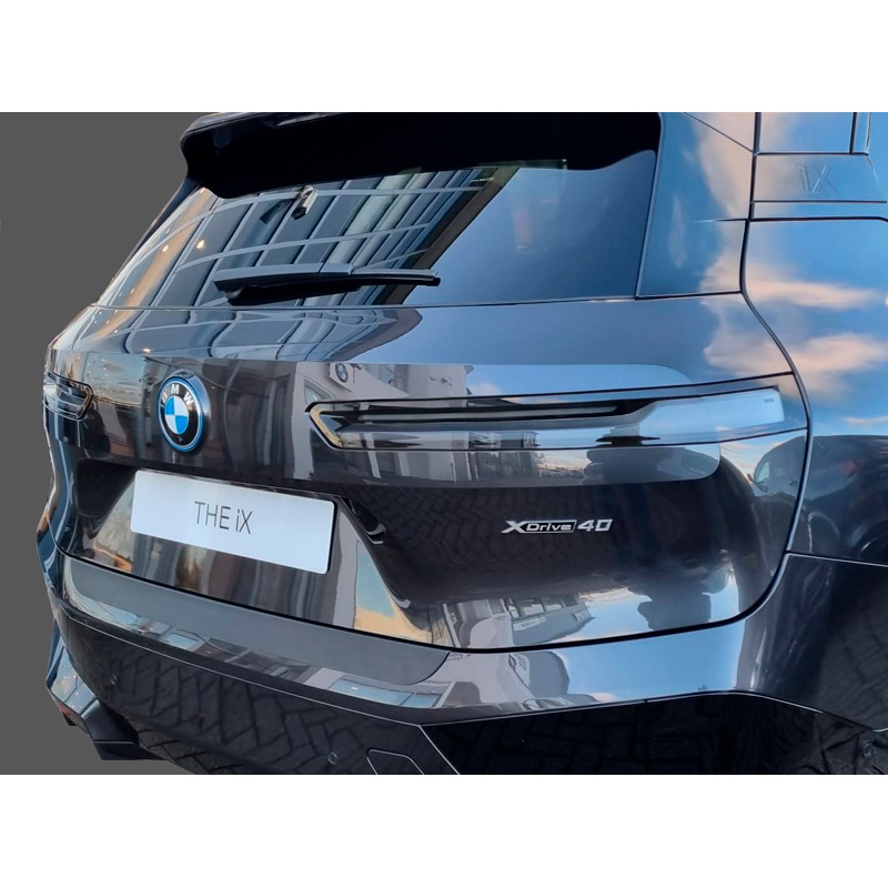 ABS Achterbumper beschermlijst  BMW iX (I20) incl. 'M' Sport & 'M' 2022- Zwart