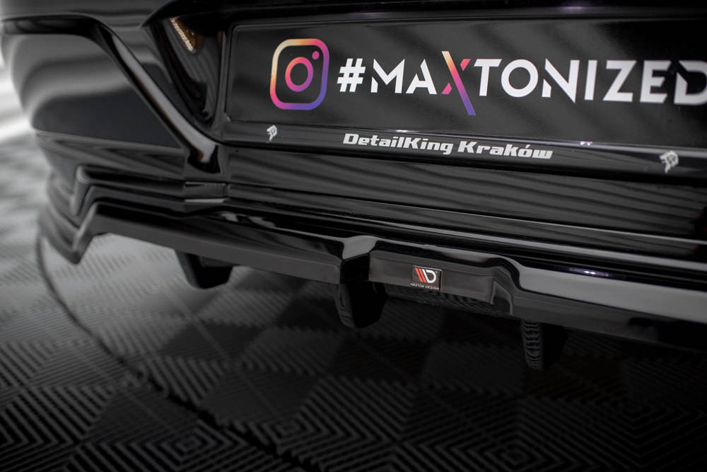 Diffuser BMW 7 Serie G70 M Pakket Maxton Glans Zwart