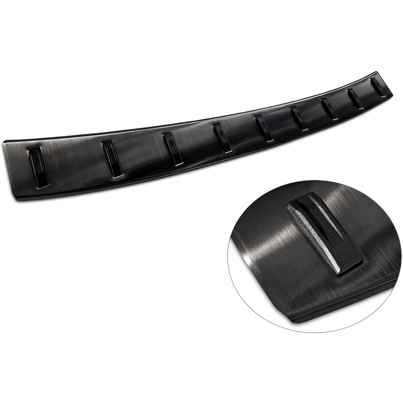 Zwart RVS Achterbumperprotector  Volkswagen Passat Variant 2014-2019 & Facelift 2019-2023 (incl. R-Line/Alltrack) 'STRONG EDITION'