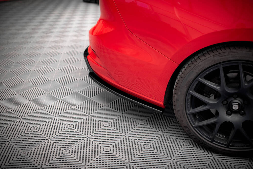 Zijdiffuser V.7 Ford Focus Estate ST-Line Maxton Glans Zwart