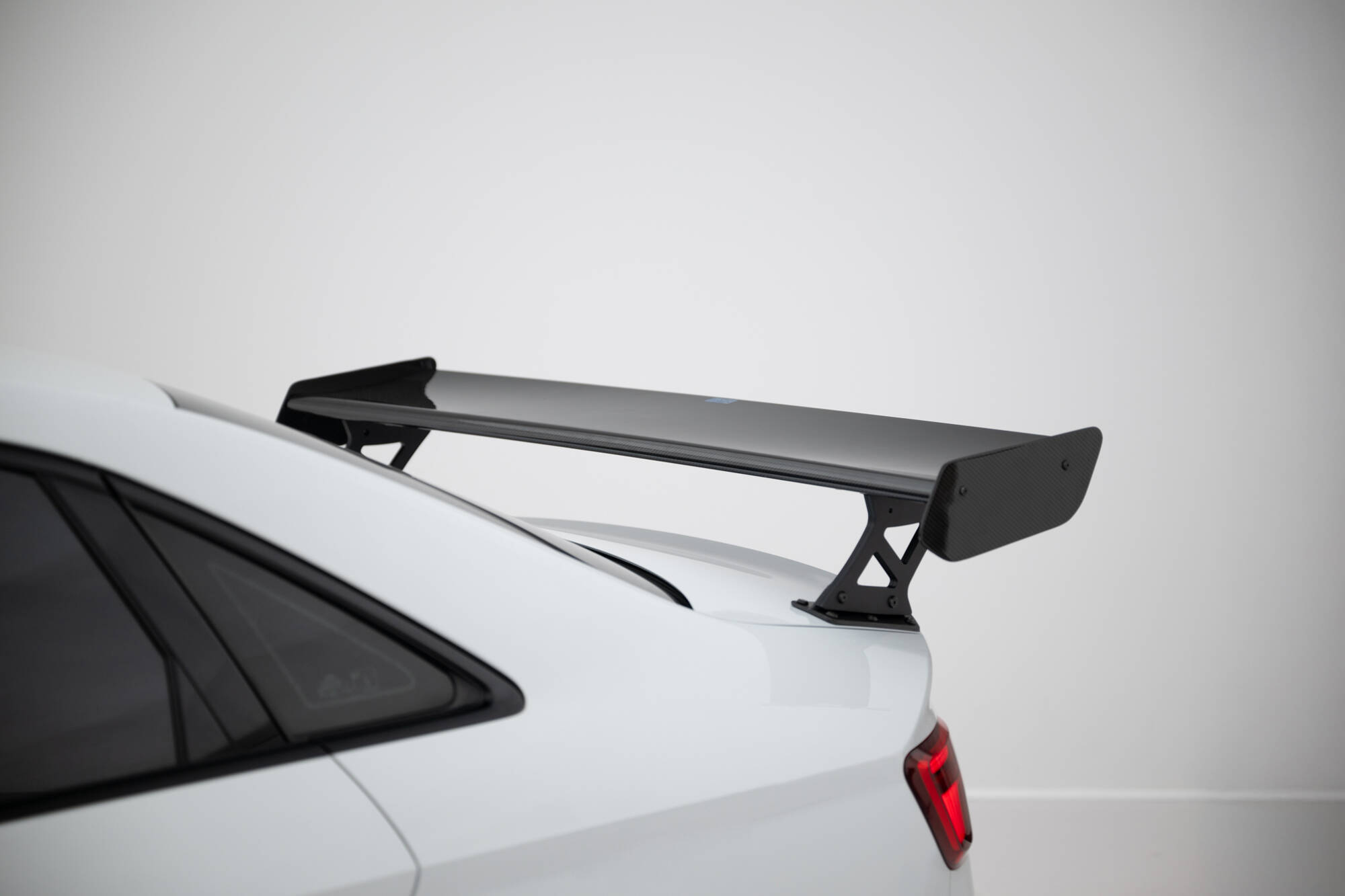 Carbon Spoiler Audi A3 / A3 S-Line / S3 / RS3 Sedan 8Y / 8Y Facelift Maxton Glanzend zwart
