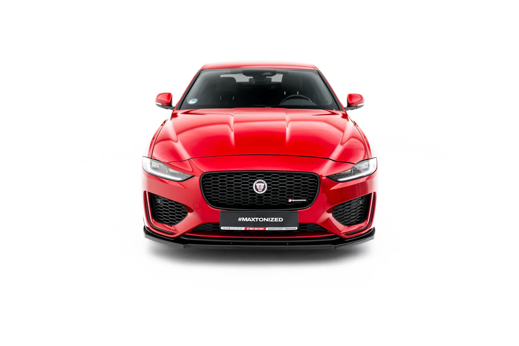 Bodykit Jaguar XE R-Dynamic X760 FL Maxton Glans Zwart