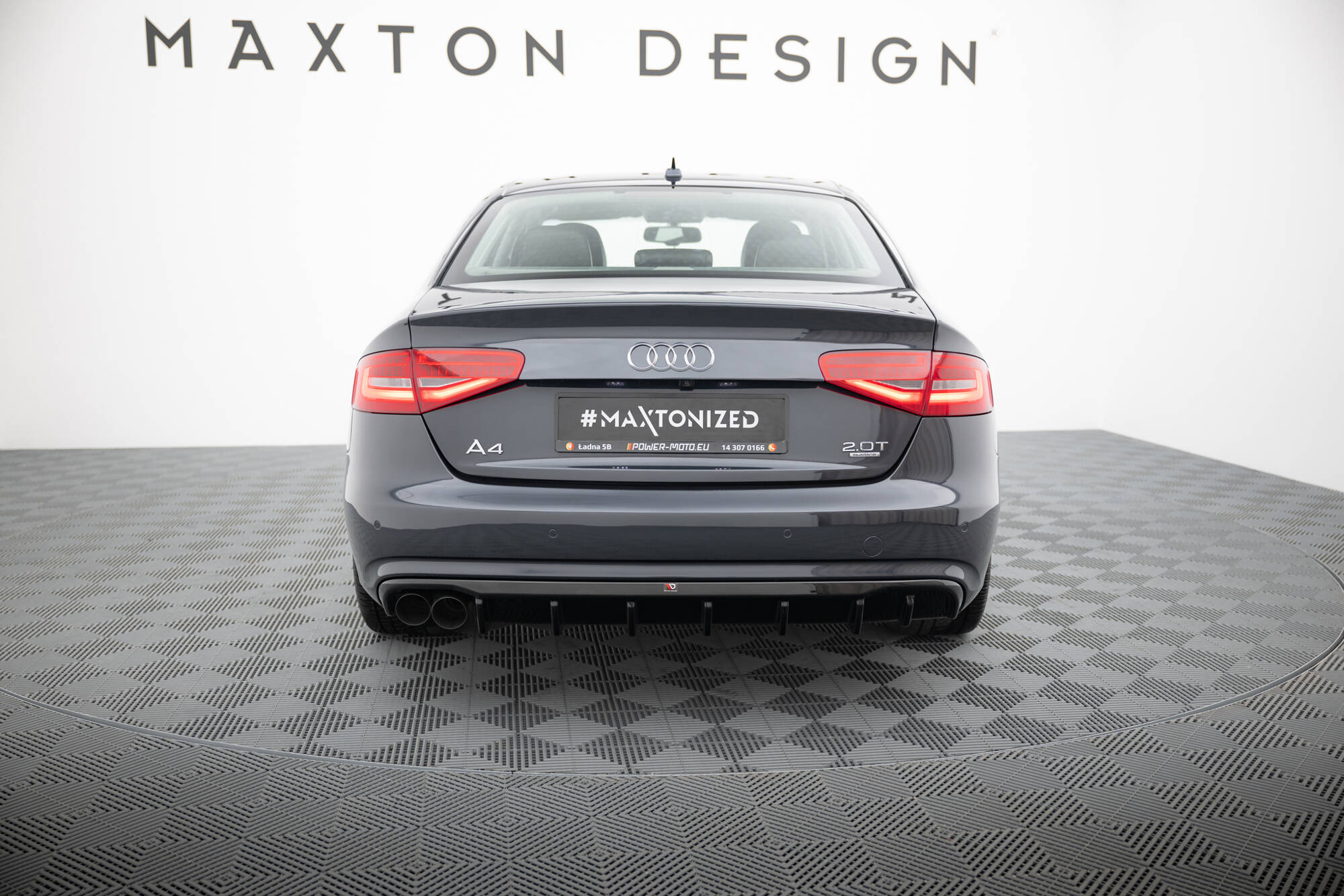 Achter Diffuser Audi A4 B8 Facelift Maxton Glans zwart (Enkelzijdige versie met dubbele uitlaat)