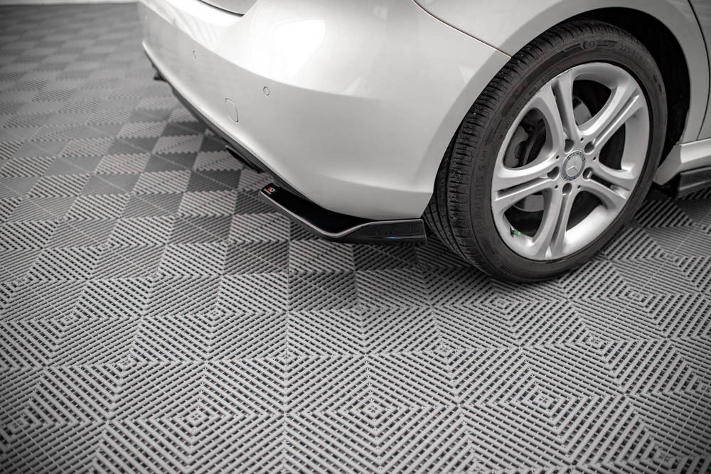 Zijsplitters achter V1 Mercedes A klasse W176 Maxton