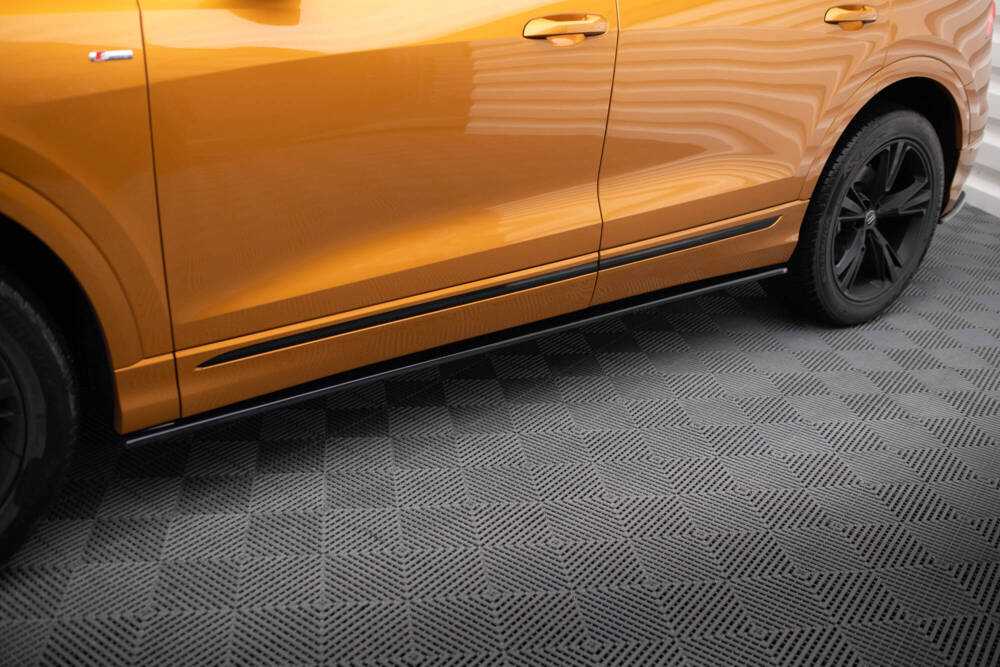 Zijskirts Audi Q8 S-Line / SQ8 Maxton Glans Zwart