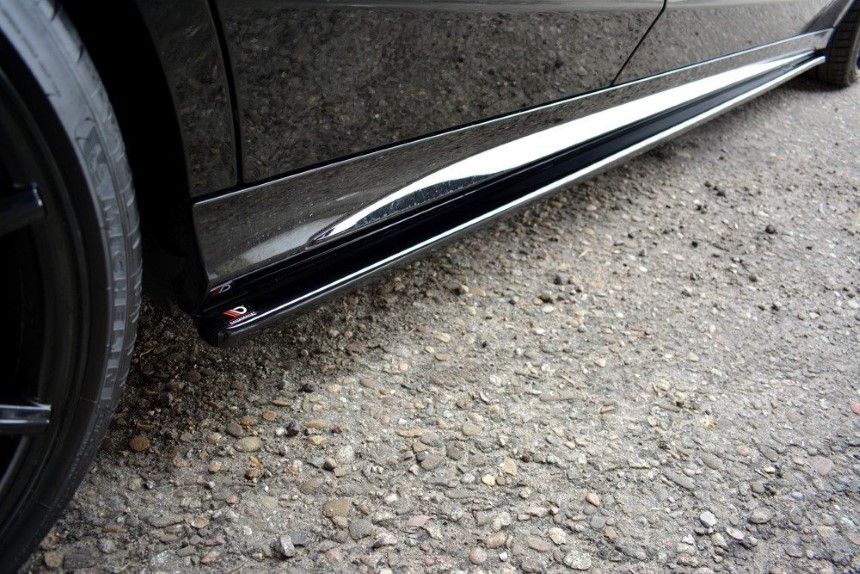 Zijskirts Mercedes C43 AMG W205 Maxton Design glans zwart