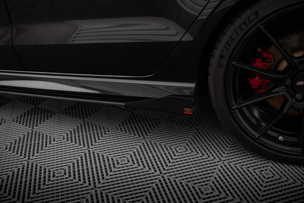 Zijskirts met Canards Audi RS3 Limousine 8V FL Maxton Street Pro