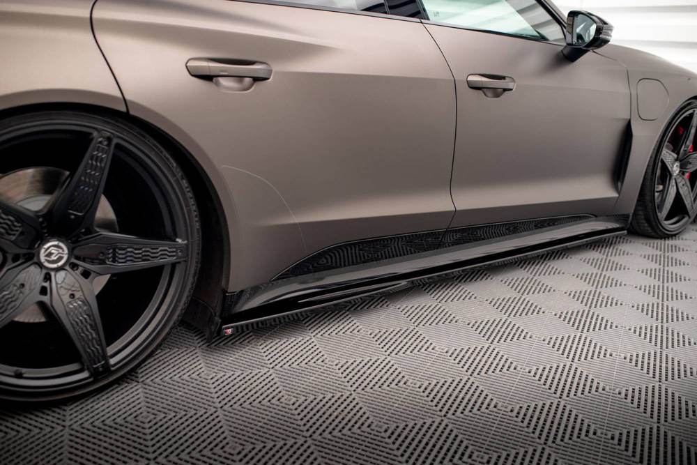Zijskirts V.1 Audi E-Tron GT & RS GT Maxton Glans Zwart