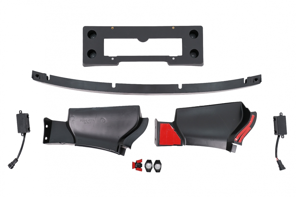 Voorbumper BMW 3 Serie F30 F31 Look G20 Zwart