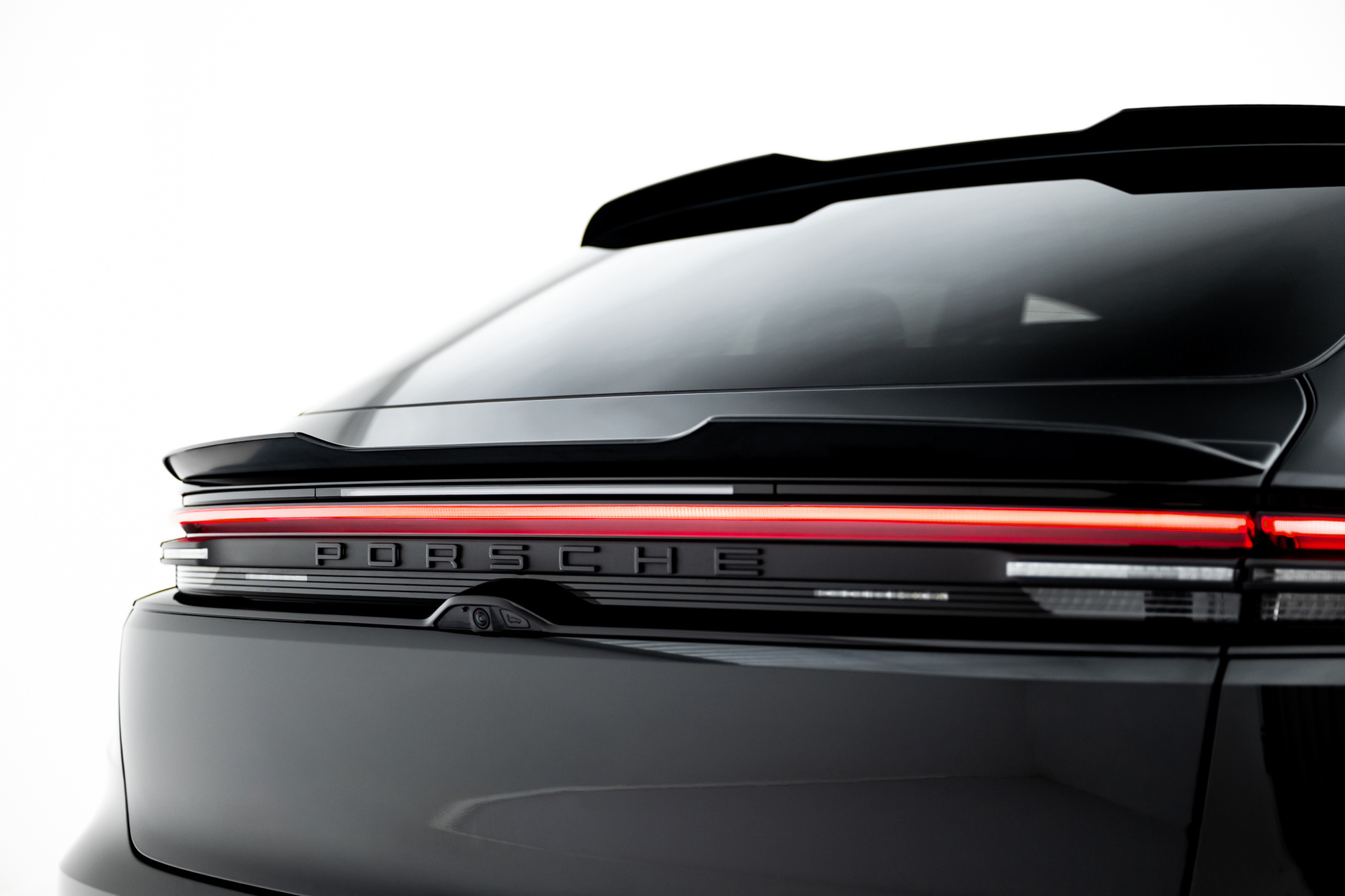 Acherklepspoiler laag Cap Porsche Macan EV Mk1