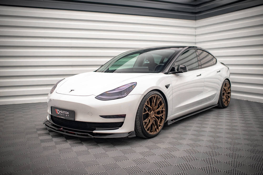 Zijskirts V.2 Tesla Model 3 Gloss-Black Maxton