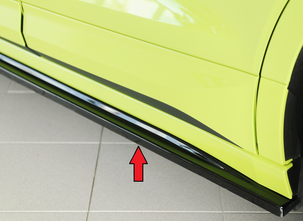 Zijskirts Skoda Enyaq iV (NY): 10.20-01.2025 glans zwart