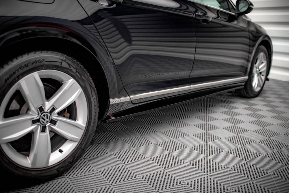 Zijskirts VW Passat B8 FL Maxton Glans Zwart