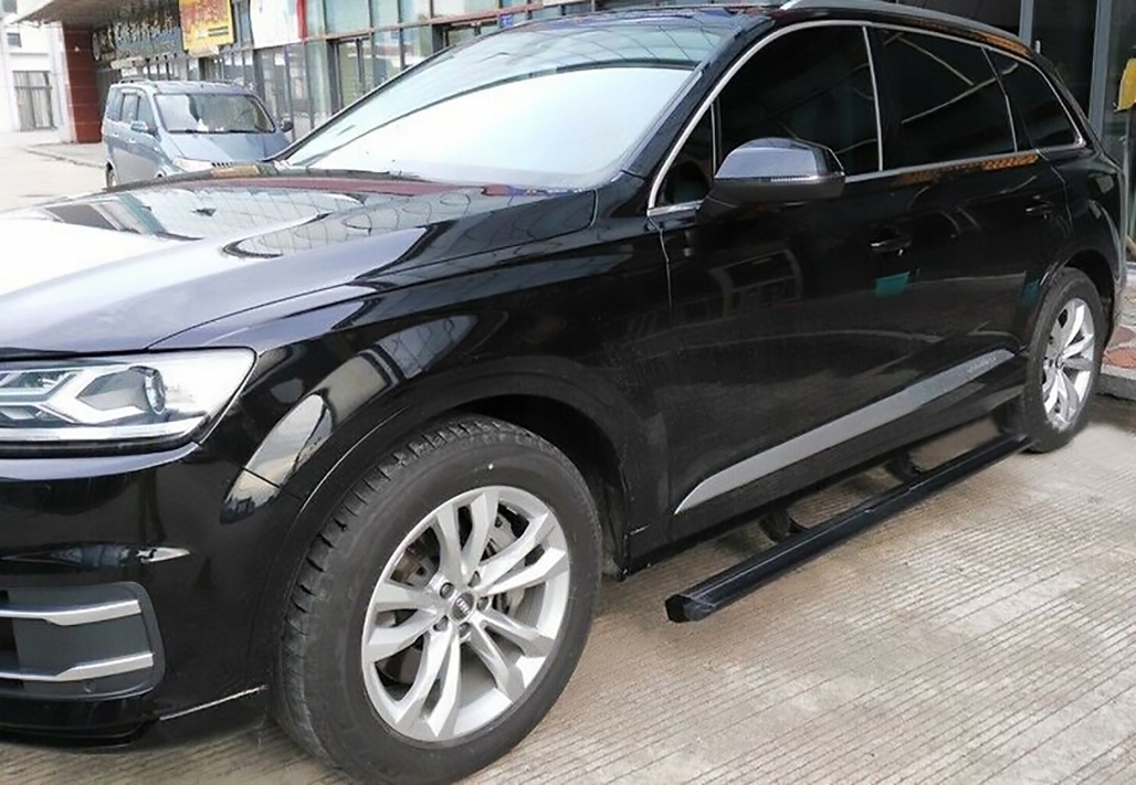 Sidesteps Treeplanken Audi Q7 4M Off Road Electrisch