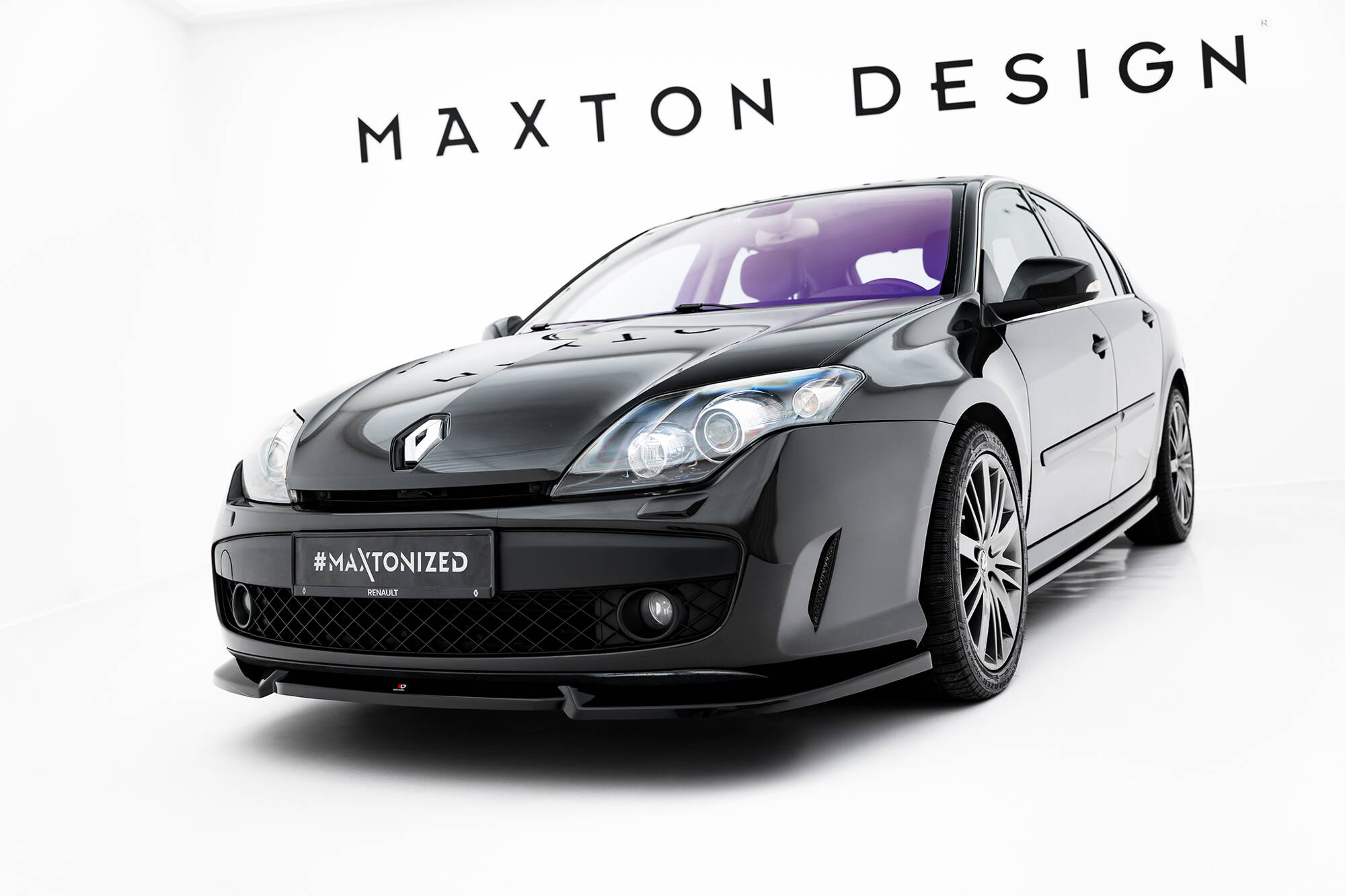 Voorspoiler Renault Laguna Hatchback GT MK3 Maxton Glanzend zwart