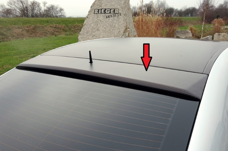 Dakraamspoiler Carbon met uitsparing voor antenne Mercedes W203