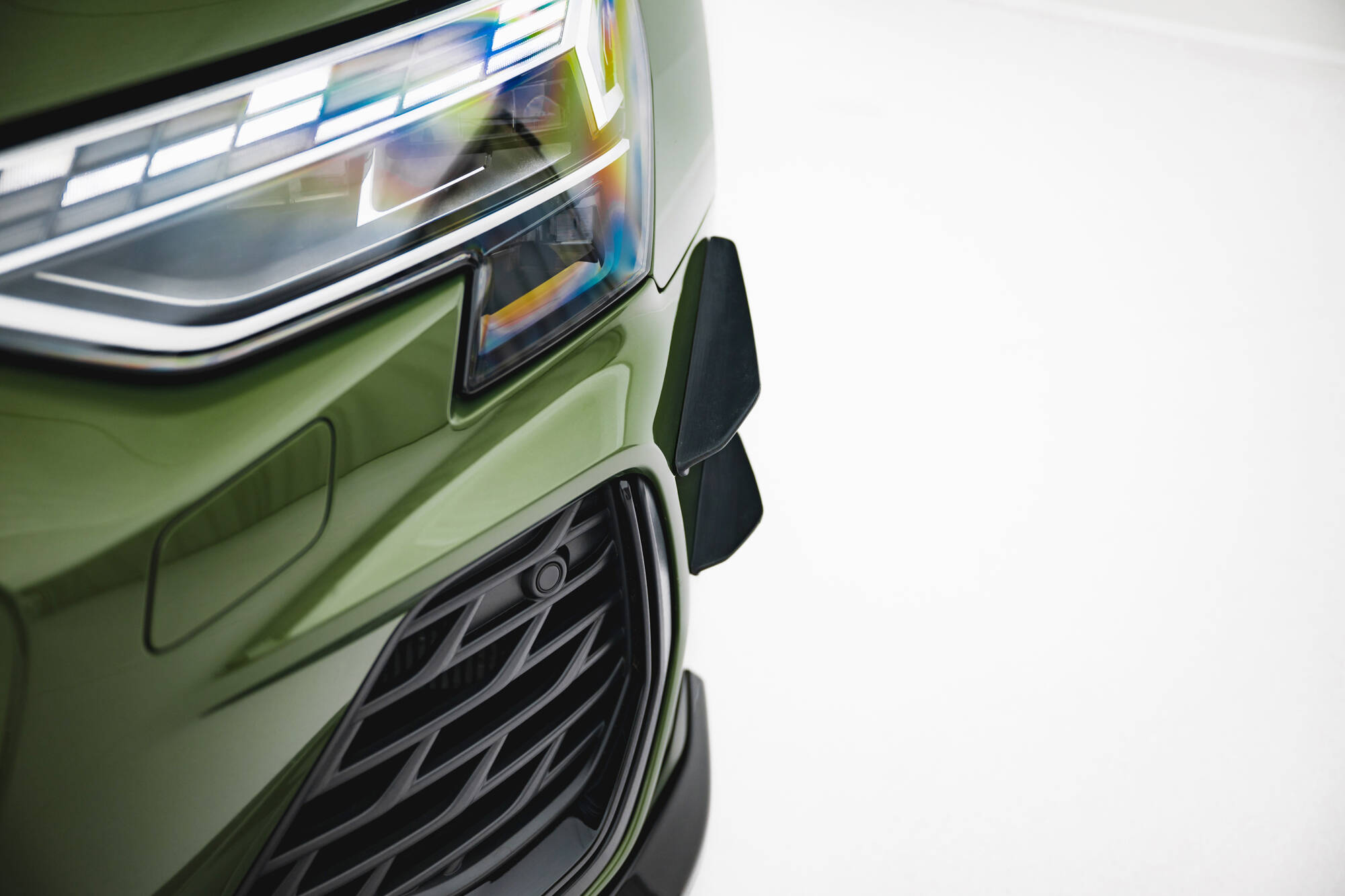 Voorbumper vleugels Audi S3 / A3 S-line 8Y Facelift Maxton Glanzend zwart