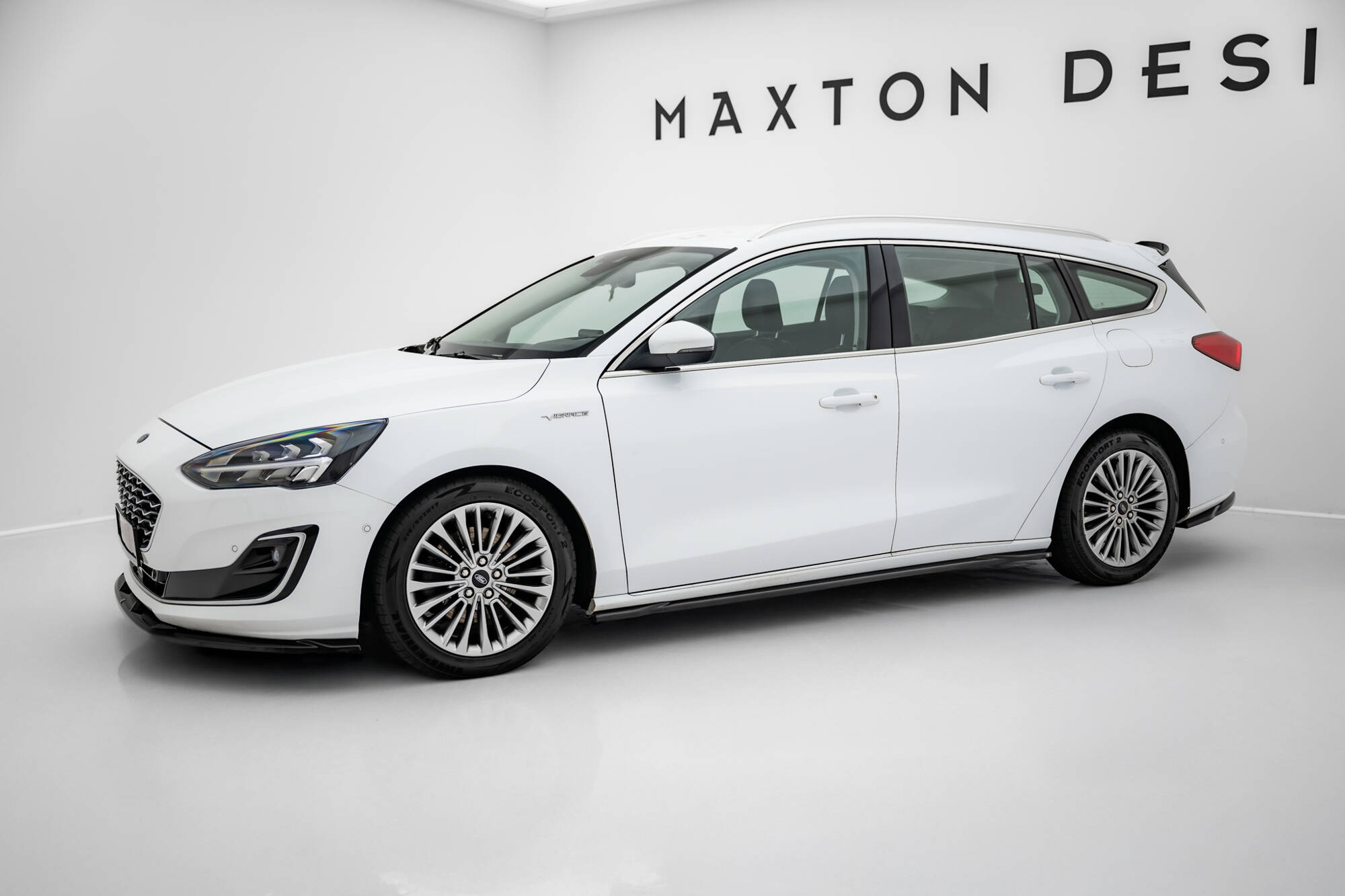 Zijskirts Ford Focus Vignale MK4 Maxton Glanzend zwart