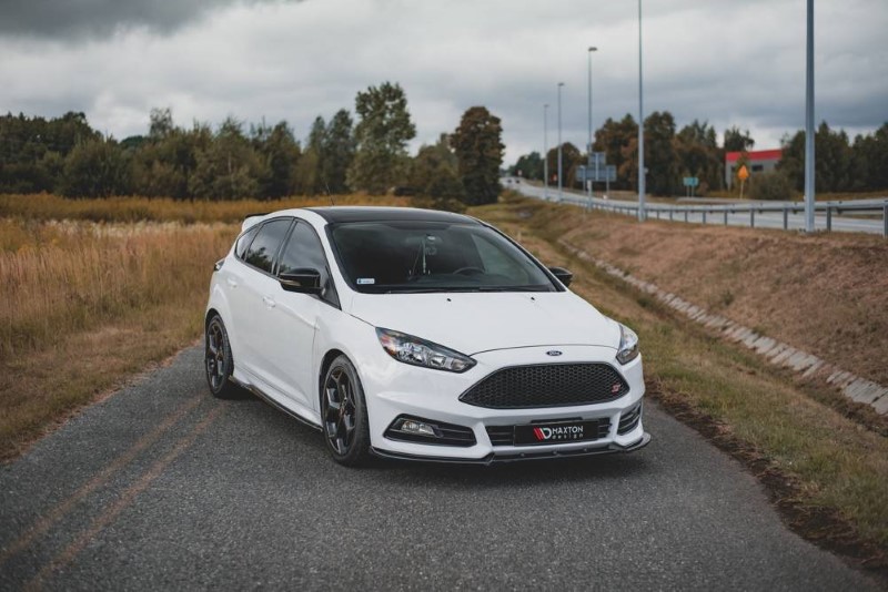 Voorspoiler Ford Focus ST Mk3 FL V.4 Glanzend Zwart