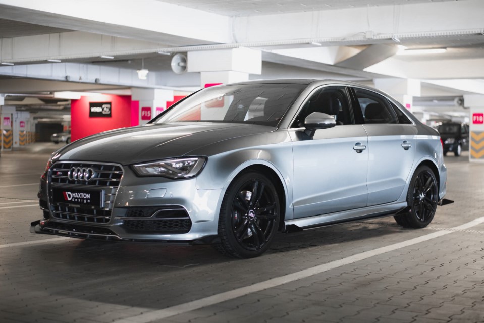 Zijskirt Diffusors Audi A3 S-line / S3 8V Sedan Maxton Flaps