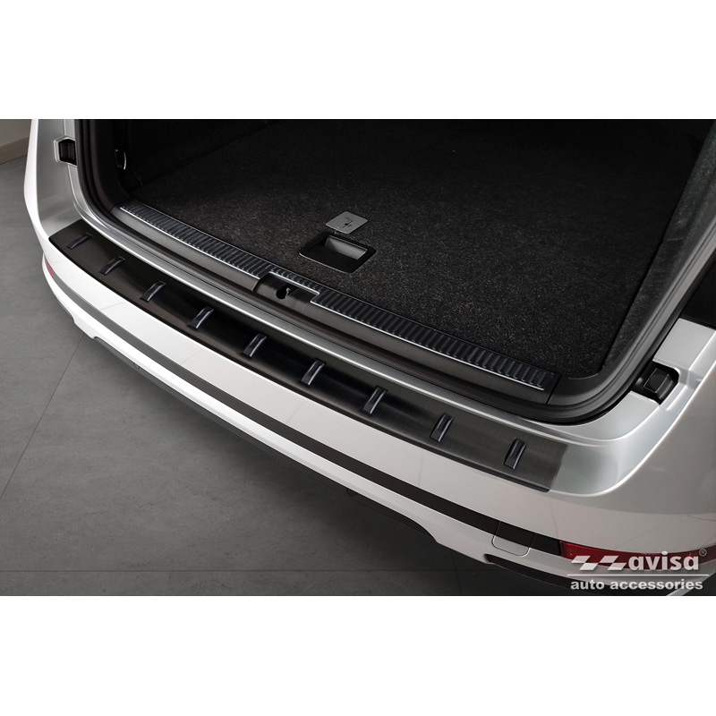Zwart RVS Achterbumperprotector  Skoda Superb III Combi 2015-2023 incl. Scout 'STRONG EDITION'