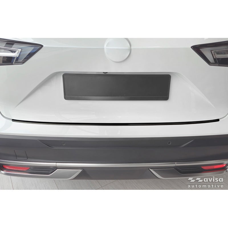 Avisa RVS Achterbumperprotector Shadow Premium  Nissan Qashqai III (J12) 2021-2024 & Facelift 2024- - Zwart / Glanzend Zwart