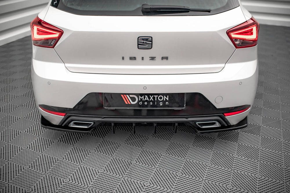 Zijdiffuser Seat Ibiza KJ Maxton Glans Zwart
