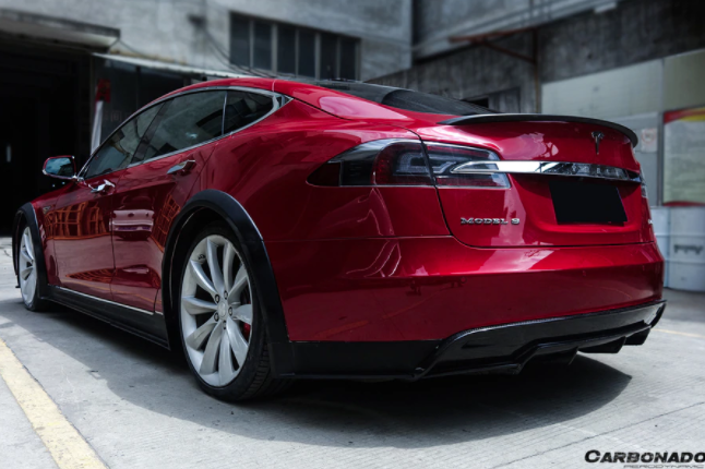 Tesla S Pre-facelift RZS Style Carbon Fiber Full Kit 2012-2015