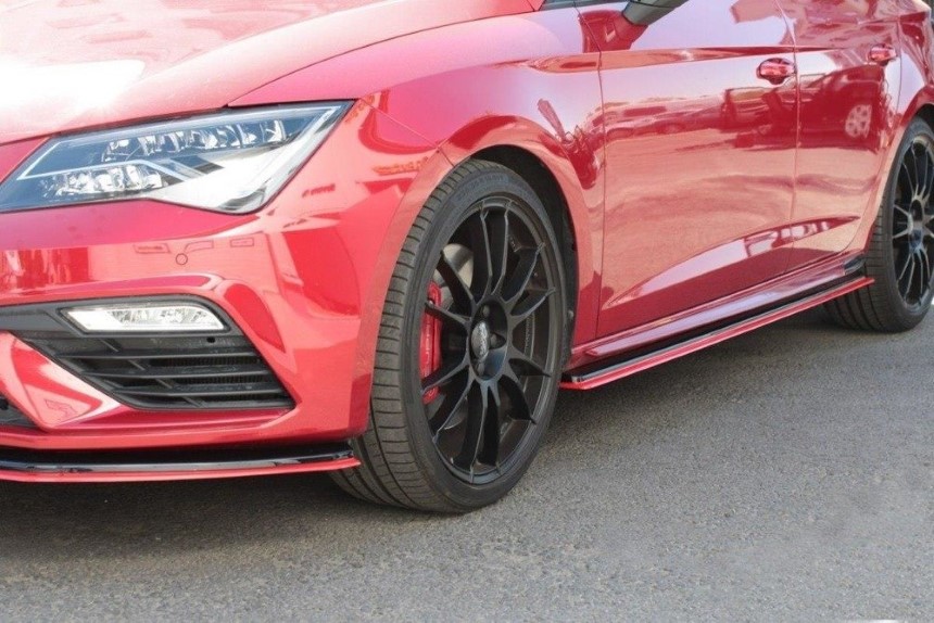 Zijskirts Seat Leon FR 5F Maxton Design glans zwart - rood V.3
