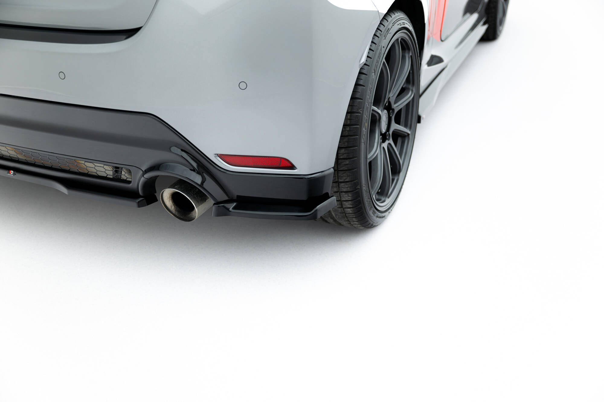 Achterzij spoilers Toyota GR Yaris MK4 Facelift Maxton Glanzend zwart